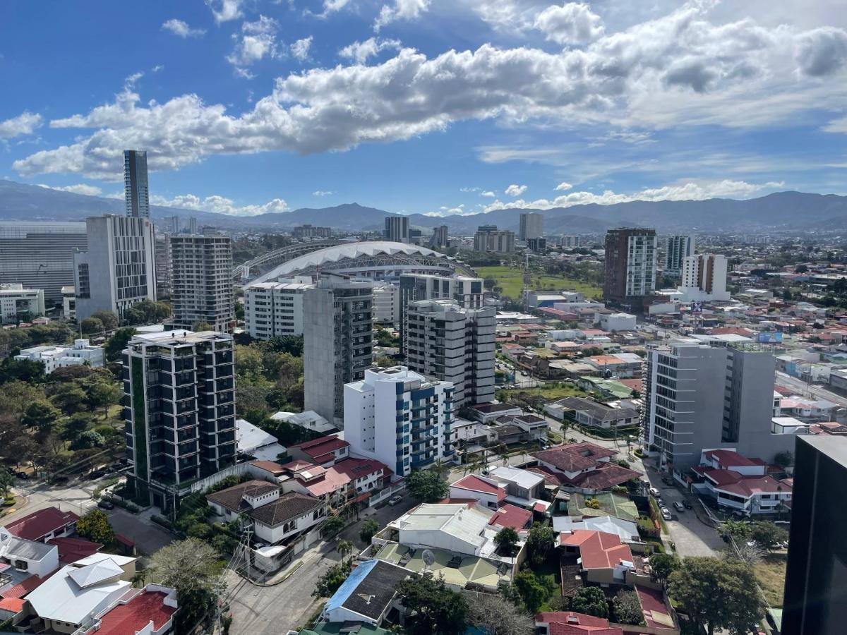 Cozy Apartment With Terrace, Sj Cosmopolitan Tower #402 San José Buitenkant foto