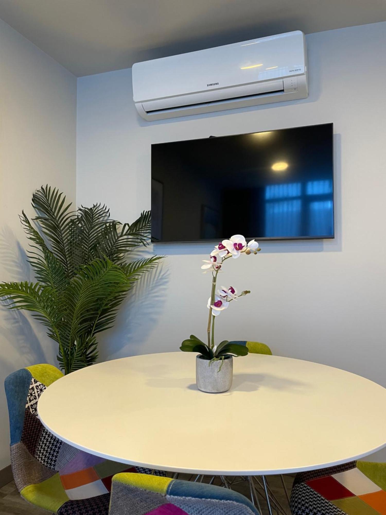 Cozy Apartment With Terrace, Sj Cosmopolitan Tower #402 San José Buitenkant foto