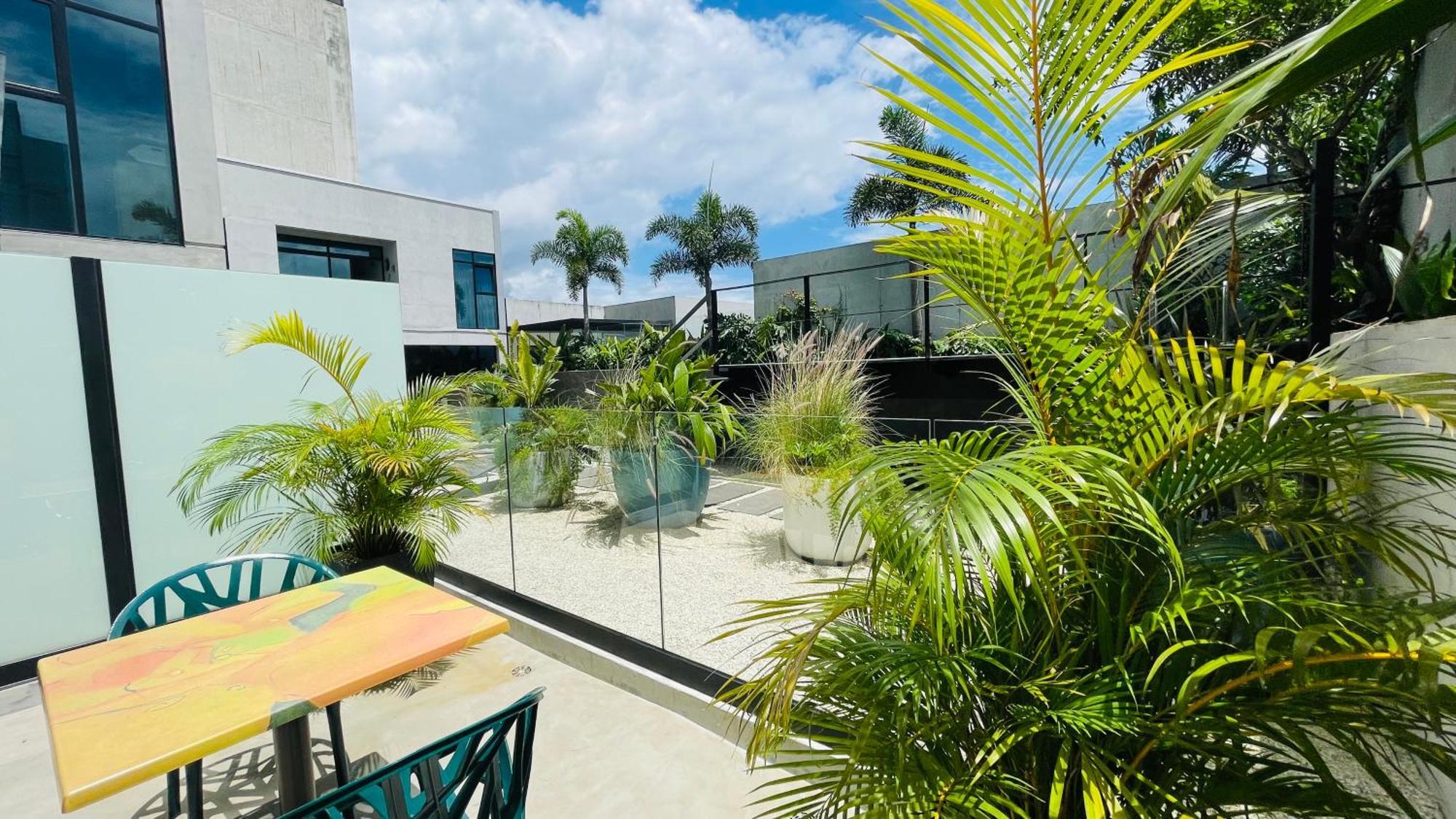 Cozy Apartment With Terrace, Sj Cosmopolitan Tower #402 San José Buitenkant foto